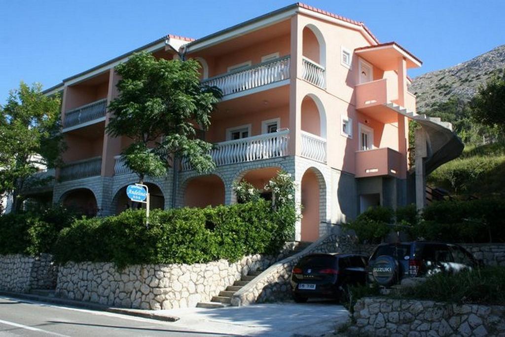 Apartments Andelina باغ المظهر الخارجي الصورة