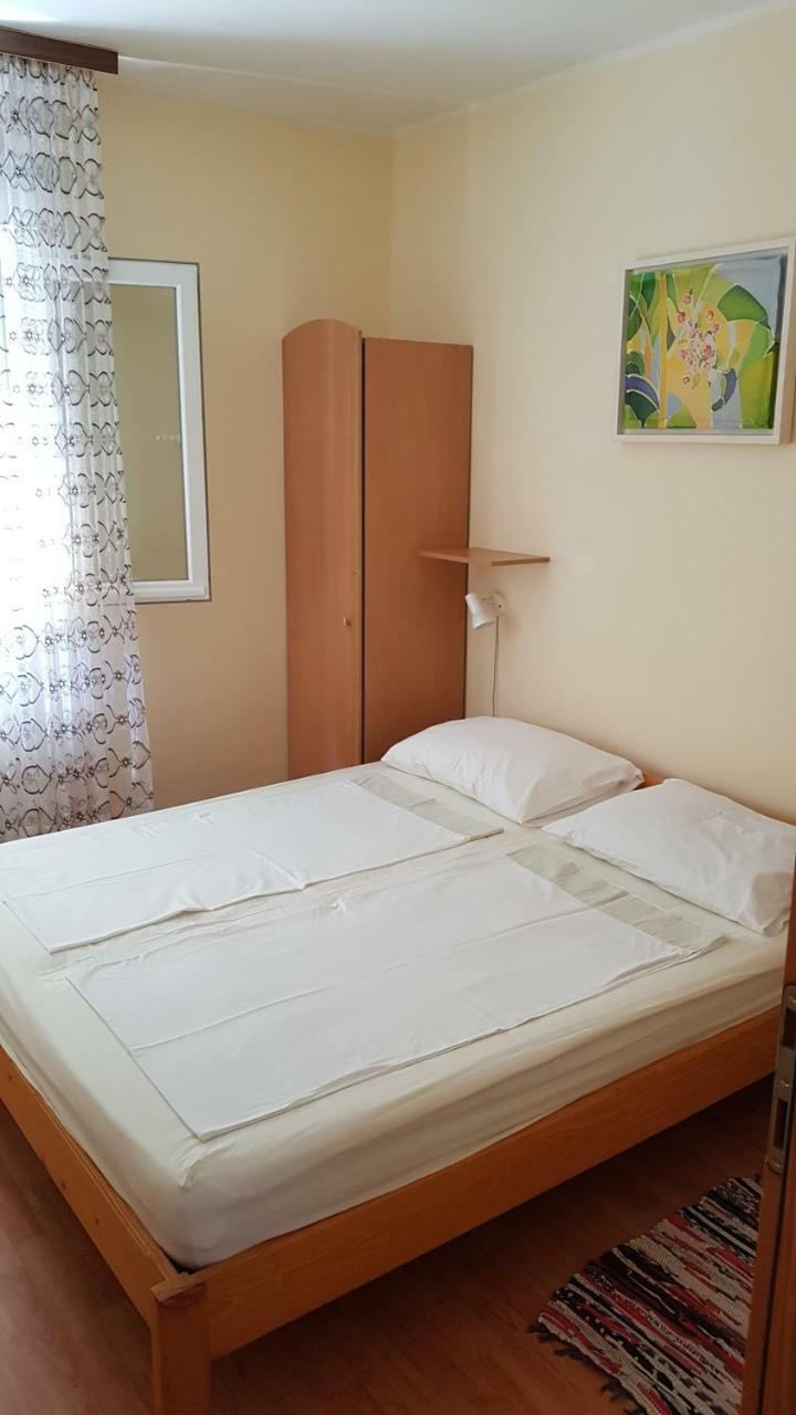 Apartments Andelina باغ المظهر الخارجي الصورة